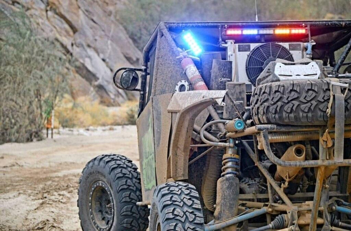 KC HILITES MULTI-FUNCTION REAR FACING LED LIGHT BAR (28) (RACE)